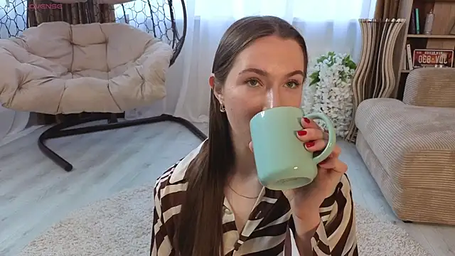 Kira mindnes online show from 6, 11, 2025