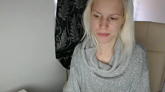 ElssaRush online show from 8, 3, 2025