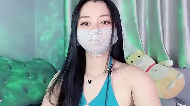 Snapshot of MI_KA22 chatting on 10, 10, 2025 MI KA22 online show from 10, 10, 2025