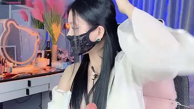 Snapshot of MI_KA22 chatting on 22, 10, 2025 MI KA22 online show from 22, 10, 2025