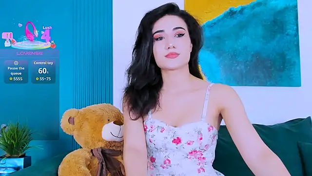 Maya Rogerss online show from 4, 10, 2025