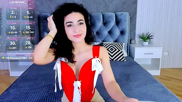 Maya Rogerss online show from 8, 11, 2025