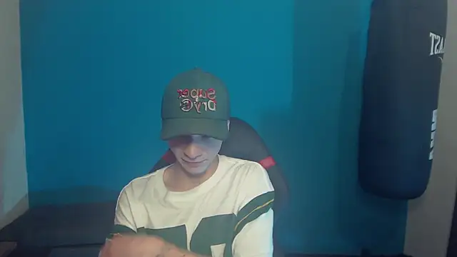 Snapshot of Burperking420_ chatting on 6, 10, 2025 Burperking420 online show from 6, 10, 2025