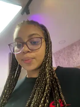 AlesiaCooper online show from 15, 10, 2025