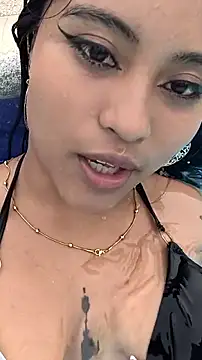 bella warzon online show from 16, 5, 2026