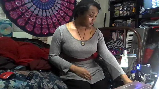 GardeniaFields online show from 18, 11, 2025