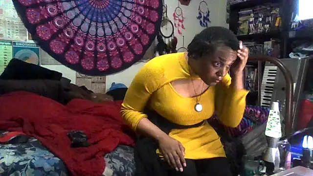 GardeniaFields online show from 23, 11, 2025