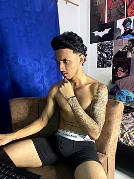 Snapshot of Zayn_kane chatting on 15, 9, 2025 Zayn kane online show from 15, 9, 2025