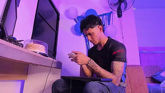 Snapshot of Zayn_kane chatting on 20, 9, 2025 Zayn kane online show from 20, 9, 2025
