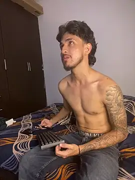 Snapshot of Zayn_kane chatting on 25, 7, 2026 Zayn kane online show from 25, 7, 2026
