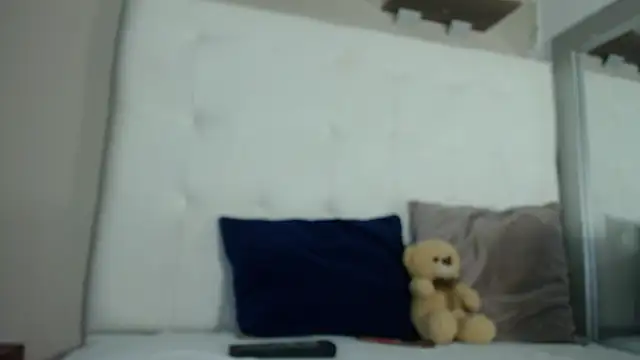 willow smitt online show from 8, 11, 2025