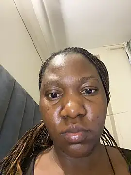Snapshot of kythando chatting on 2, 7, 2026 kythando online show from 2, 7, 2026