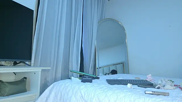 Snapshot of eva_sin18 chatting on 5, 2, 2026 eva sin18 online show from 5, 2, 2026