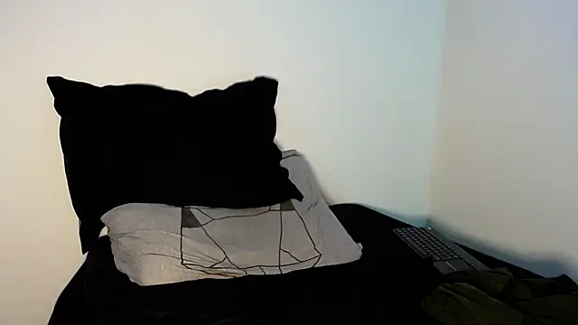 Nitsoyr online show from 3, 10, 2025