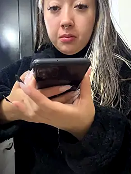 Snapshot of VictoriaGerard_Pink chatting on 26, 10, 2025 VictoriaGerard Pink online show from 26, 10, 2025