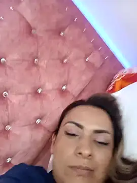 Milf-Prettyboobs online show from 18, 2, 2026