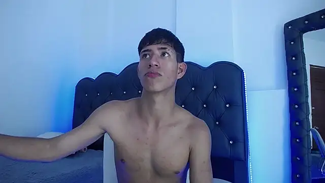 dareck 18 online show from 20, 3, 2025