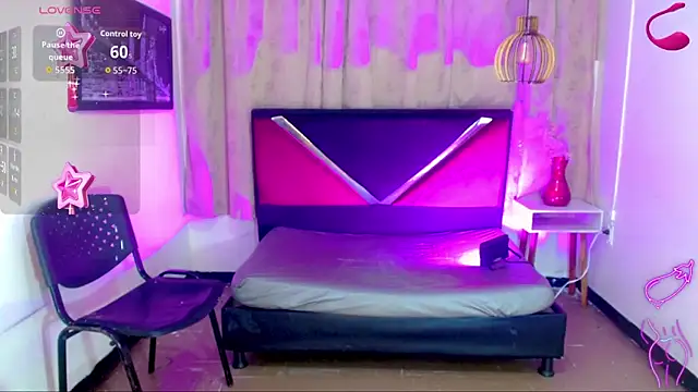 Snapshot of alexsandra_kiss chatting on 2, 6, 2026 alexsandra kiss online show from 2, 6, 2026