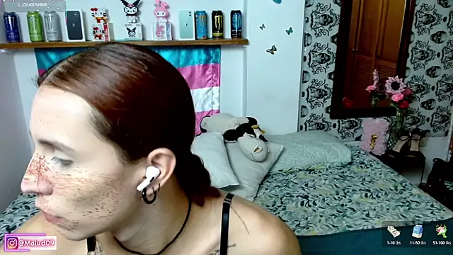 Snapshot of Malud09 chatting on 18, 3, 2025 Malud09 online show from 18, 3, 2025