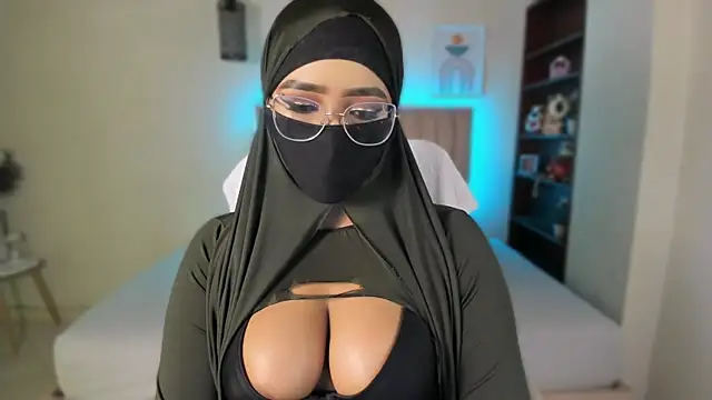 Sasha Anaan online show from 26, 10, 2025