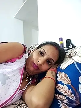 Snapshot of Hotty-Nidhi chatting on 17, 3, 2025 Hotty-Nidhi online show from 17, 3, 2025