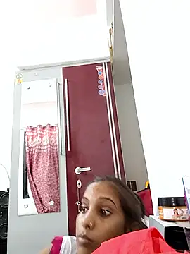Snapshot of Hotty-Nidhi chatting on 10, 9, 2025 Hotty-Nidhi online show from 10, 9, 2025