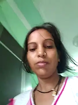 Snapshot of Hotty-Nidhi chatting on 27, 9, 2025 Hotty-Nidhi online show from 27, 9, 2025