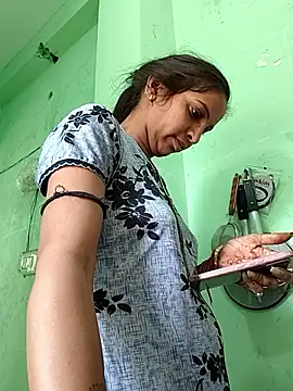 Snapshot of Hotty-Nidhi chatting on 14, 3, 2026 Hotty-Nidhi online show from 14, 3, 2026