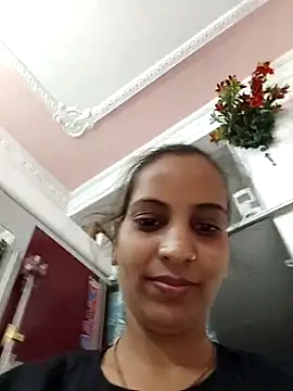 Snapshot of Hotty-Nidhi chatting on 31, 5, 2026 Hotty-Nidhi online show from 31, 5, 2026
