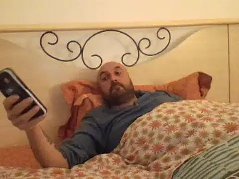 Snapshot of maxxxio12 chatting on 9, 3, 2025 maxxxio12 online show from 9, 3, 2025