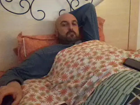 Snapshot of maxxxio12 chatting on 9, 3, 2025 maxxxio12 online show from 9, 3, 2025