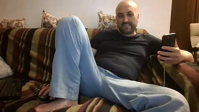 Snapshot of maxxxio12 chatting on 18, 6, 2026 maxxxio12 online show from 18, 6, 2026