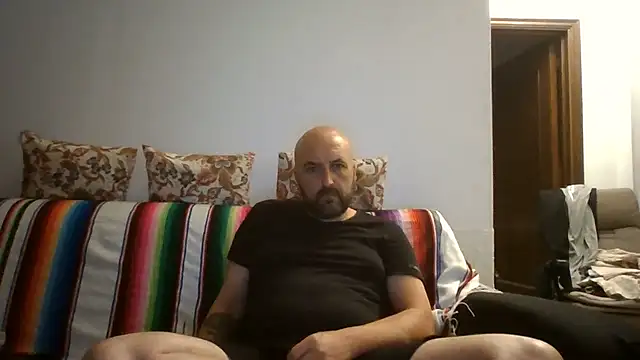 Snapshot of maxxxio12 chatting on 23, 7, 2026 maxxxio12 online show from 23, 7, 2026