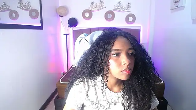 charlotte walker1 online show from 10, 3, 2025