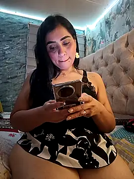 Snapshot of L_ucero chatting on 20, 9, 2025 L ucero online show from 20, 9, 2025