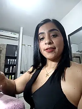 Snapshot of L_ucero chatting on 20, 9, 2025 L ucero online show from 20, 9, 2025