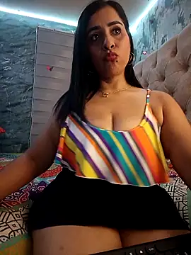 Snapshot of L_ucero chatting on 25, 9, 2025 L ucero online show from 25, 9, 2025