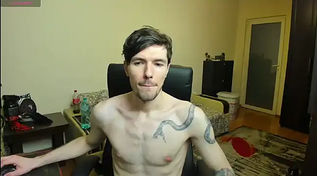 Snapshot of JustinPorno chatting on 11, 3, 2025 JustinPorno online show from 11, 3, 2025