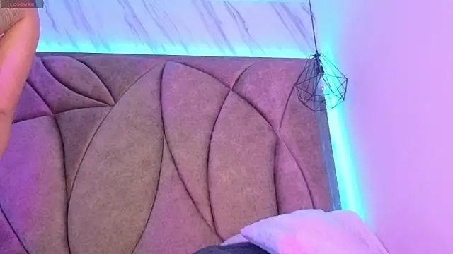 Kanela miller  online show from 14, 2, 2026