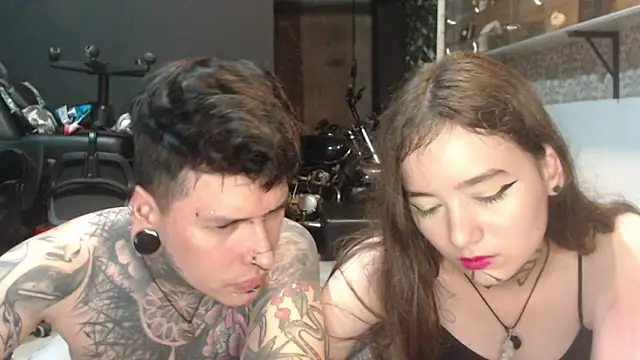 Snapshot of Alucard-Carmila chatting on 23, 3, 2025 Alucard-Carmila online show from 23, 3, 2025