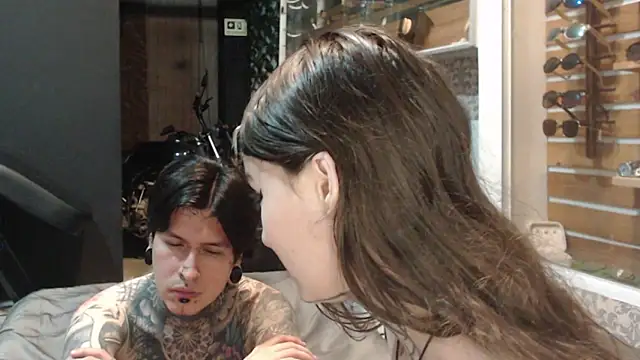 Snapshot of Alucard-Carmila chatting on 19, 10, 2025 Alucard-Carmila online show from 19, 10, 2025