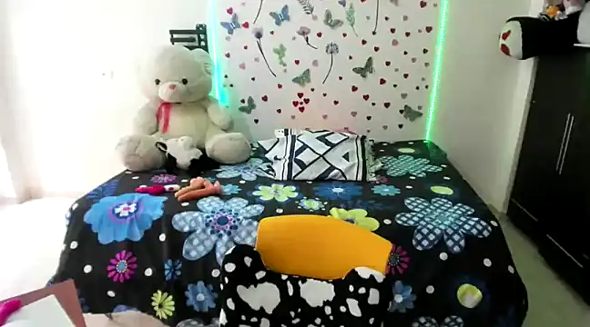 Snapshot of Olgahunder chatting on 17, 3, 2025 Olgahunder online show from 17, 3, 2025