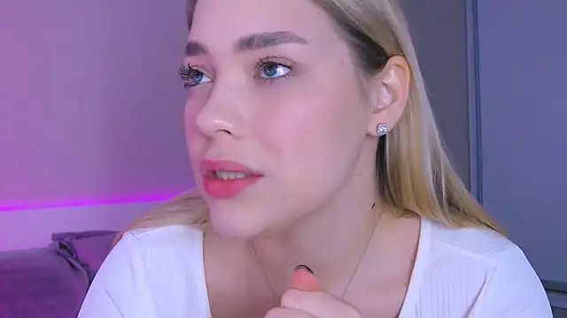 DIANAxxxDIAMOND online show from 3, 11, 2025