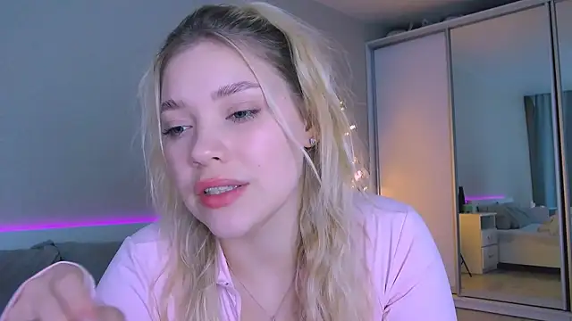 DIANAxxxDIAMOND online show from 2, 12, 2025