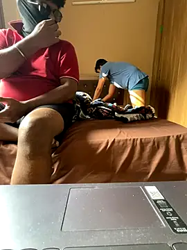 Snapshot of nightlife__12 chatting on 4, 12, 2025 nightlife 12 online show from 4, 12, 2025