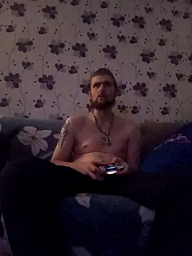 Snapshot of ThePython666 chatting on 8, 10, 2025 ThePython666 online show from 8, 10, 2025