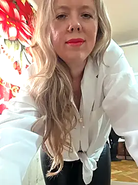 Irina3718 online show from 12, 4, 2026