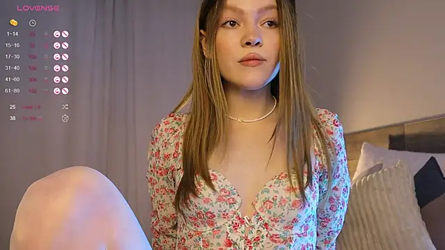 Snapshot of sinfulsmile_ chatting on 13, 3, 2025 sinfulsmile online show from 13, 3, 2025