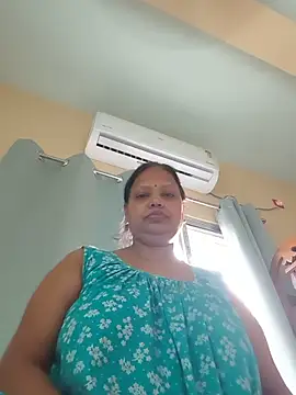 Snapshot of Arohi35 chatting on 25, 5, 2026 Arohi35 online show from 25, 5, 2026