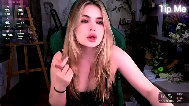 Snapshot of Jessi_Blonde chatting on 7, 10, 2025 Jessi Blonde online show from 7, 10, 2025